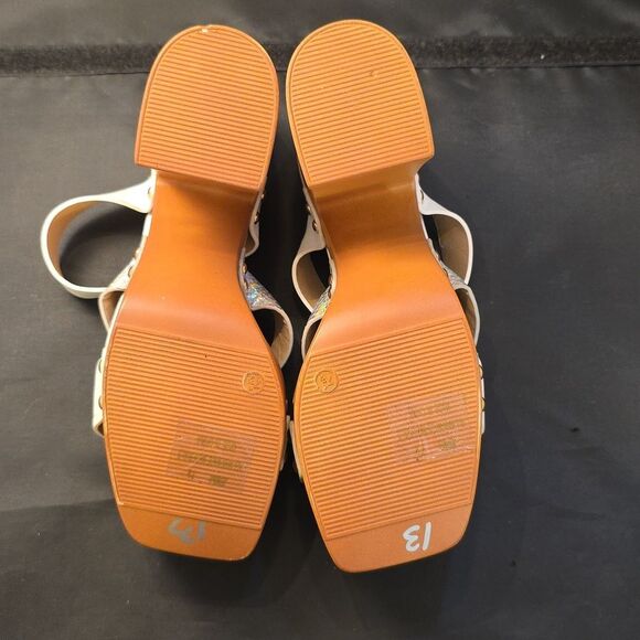 BRAND NEW KAYLEEN BY LOS ANGELES THREE STRAPS  BLOCK -HEEL SQUARE TOE SANDAL - Picture 13 of 15